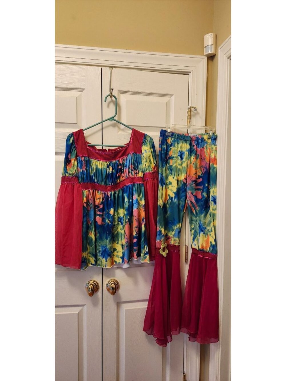 Women Chasing Fireflies Wishcraft Hippie Chick 70's Halloween Costume Size 8/10